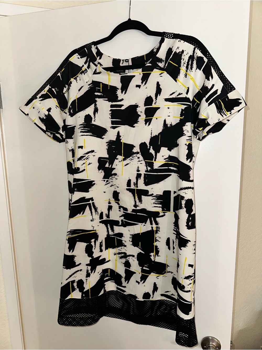 Metaphor Abstract Brushstroke Shift Dress - Black & White with Yellow Accents